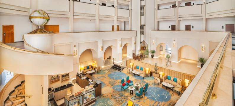 阿尔艾茵丽笙蓝标酒店及度假村(Radisson Blu Hotel and Resort Al Ain)图片