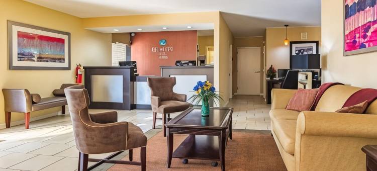 哥伦布品质酒店靠近摩尔堡(Quality Inn Columbus Near Fort Benning)图片