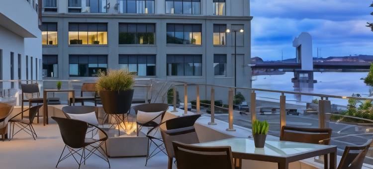 奥尔巴尼特洛伊海滨万怡酒店(Courtyard Albany Troy/Waterfront)图片