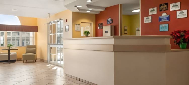 拉斐特温德姆戴斯套房酒店(Days Inn & Suites by Wyndham Lafayette IN)图片