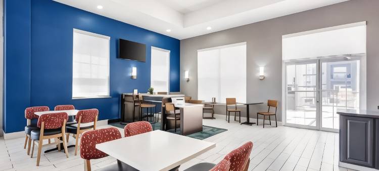 贝斯特韦斯特拉伯克西套房酒店(Best Western Lubbock West Inn  Suites)图片