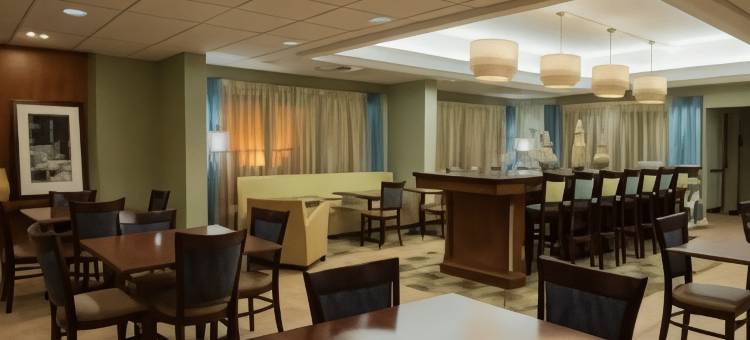 希尔顿欢朋酒店-艾里(Hampton Inn Mt. Airy)图片