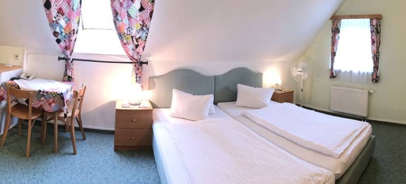 奥特施特拉斯酒店(Pension - Alt - Strassgang)图片