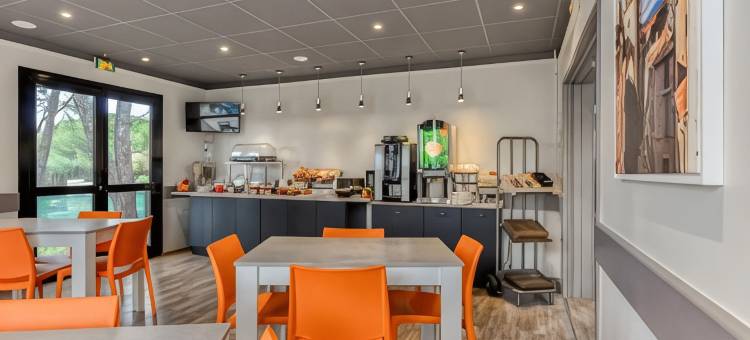 ACE 酒店旅行 Fabrègues - A9 Montpellier 南部(Ace Hôtel Travel Fabrègues - A9 Montpellier Sud)图片