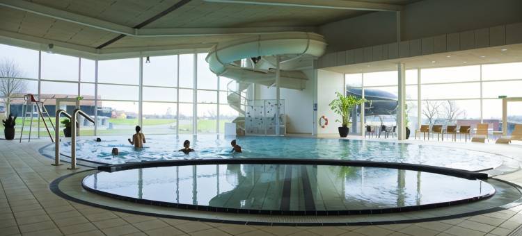 芬斯肯内斯享受滨海度假村(Enjoy Resorts Marina Fiskenæs)图片