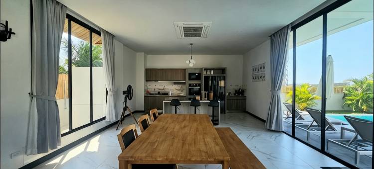 海滨度假别墅 | 私人泳池 & 直通大海 2卧室(Beachfront Villa | Private Pool & Sea Access 2 BDR)图片
