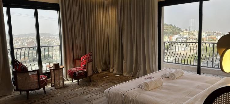 金色阳台酒店(Golden Balcony Hotel)图片