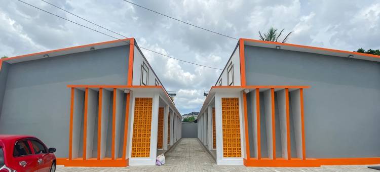 帕朗卡巴亚Orange迪波内戈罗红多兹Plus酒店(RedDoorz Plus at Orange Diponogoro Palangkaraya)图片
