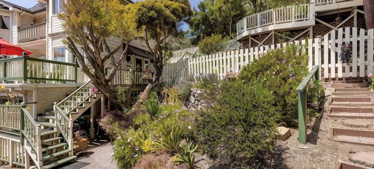 Cambria Victorian Castle: Walk to Beach, Village Shops, Wineries and Galleries!图片