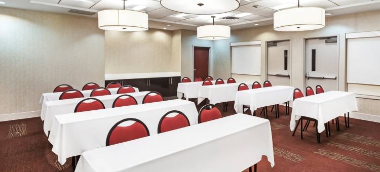 智选假日套房酒店什里夫波特南园广场(Holiday Inn Express & Suites Shreveport South - Park Plaza)图片