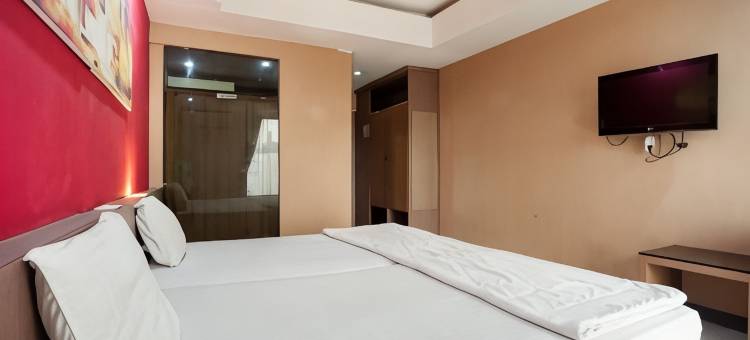 萨福瓦宾塔罗清真米特拉红门酒店(Safwah Bintaro Syariah Mitra RedDoorz)图片