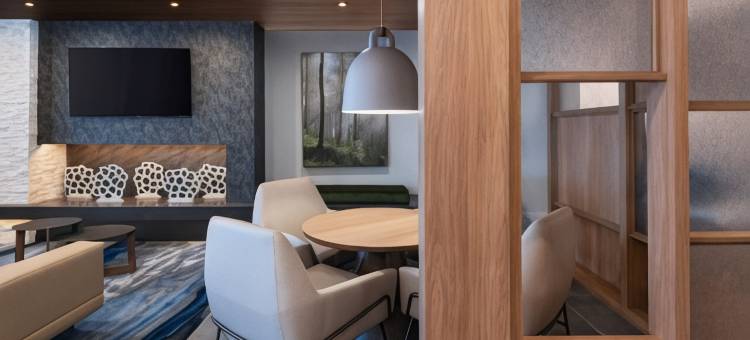 希尔斯博洛万枫套房酒店(Fairfield Inn & Suites Hillsboro)图片