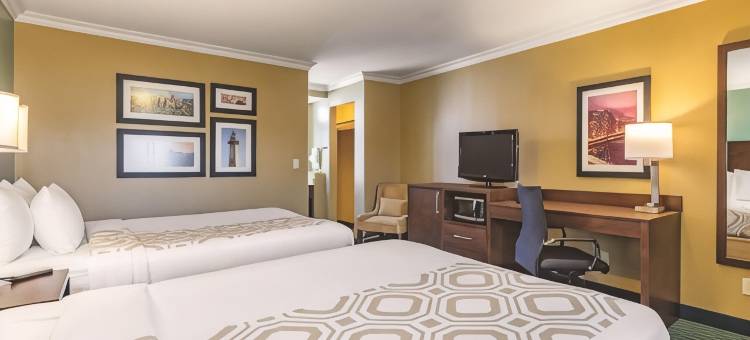 旧金山机场西拉昆塔温德姆套房酒店(La Quinta Inn & Suites by Wyndham San Francisco Airport West)图片