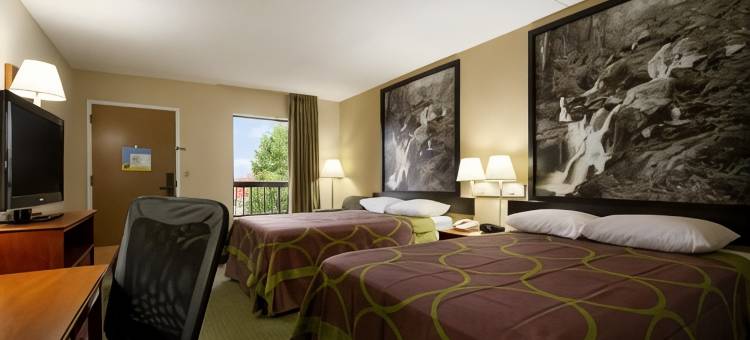 卡尔霍恩速8酒店(Super 8 by Wyndham Calhoun)图片