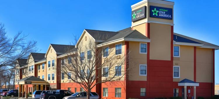 郊区开间(Suburban Studios)图片