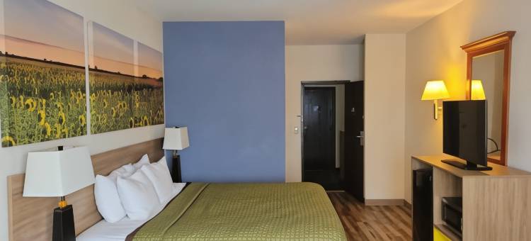 托皮卡戴斯酒店(Days Inn by Wyndham Topeka)图片