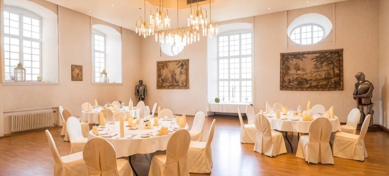 威尔堡施罗斯酒店(Schlosshotel Weilburg)图片