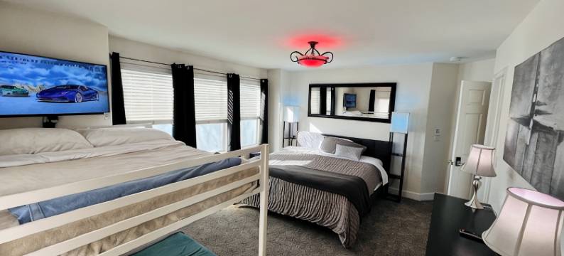 派对宫殿 - 1流位置，游戏室，剧院 & 热水浴缸，420点刻！(Party Palace’- Prime Location, Game Room, Theater & Hot Tub, 420ok!)图片