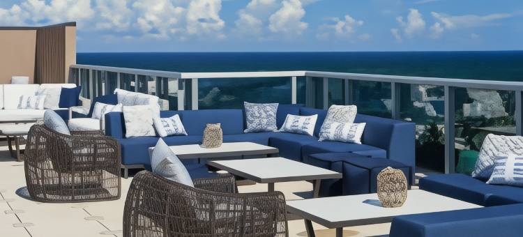 帕诺滩码头希尔顿Tru酒店(Tru by Hilton Pompano Beach Pier)图片