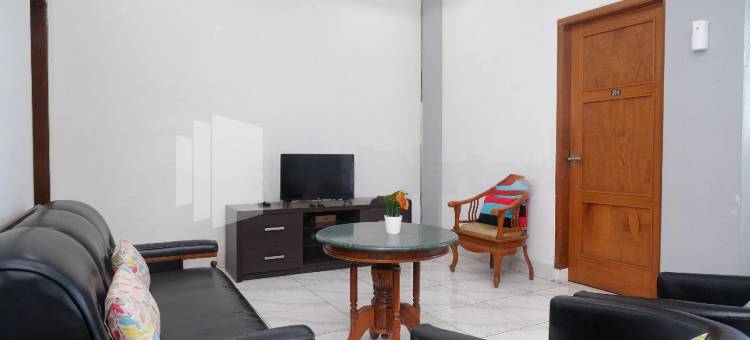 Guest House Pinarak 2 Syariah Near Gor Satria Purwokerto Mitra RedDoorz图片