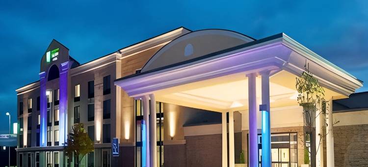 智选假日套房酒店巴达维亚 - 达里恩湖(Holiday Inn Express & Suites BATAVIA - DARIEN LAKE by IHG)图片