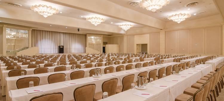 比佛利希尔顿酒店(The Beverly Hilton)图片