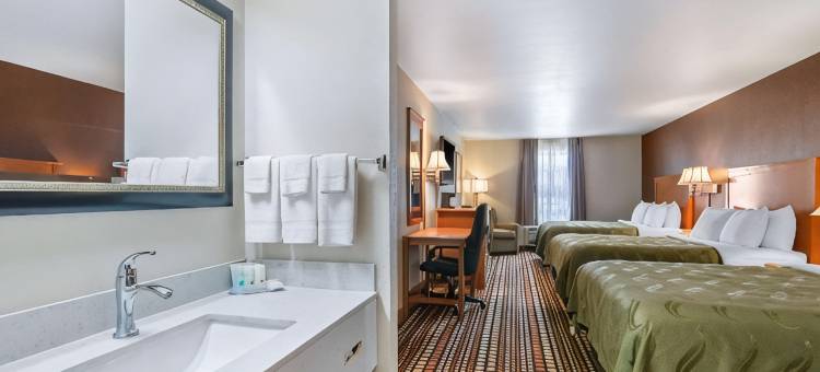 科尔尼利伯蒂凯艺酒店(Quality Inn Kearney - Liberty)图片
