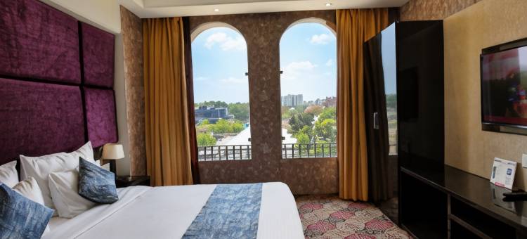 印多尔荣耀酒店和会议中心(Pride Hotel & Convention Centre Indore)图片