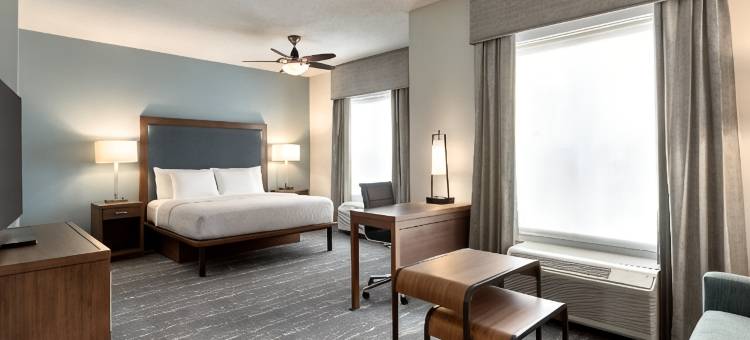迈尔斯堡机场Homewood套房酒店(Homewood Suites by Hilton Fort Myers Airport/FGCU)图片
