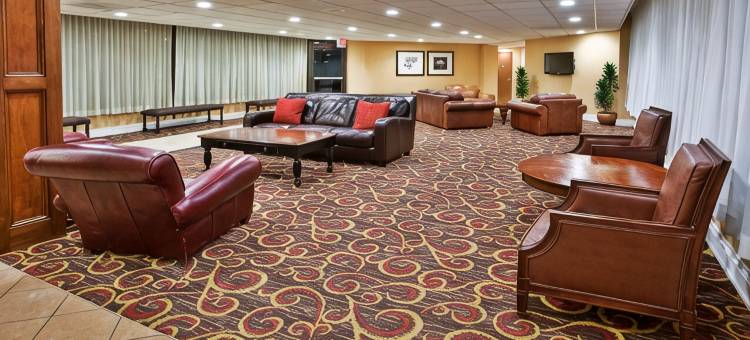 克里夫兰独立村华美达酒店(Ramada by Wyndham Cleveland Independence)图片