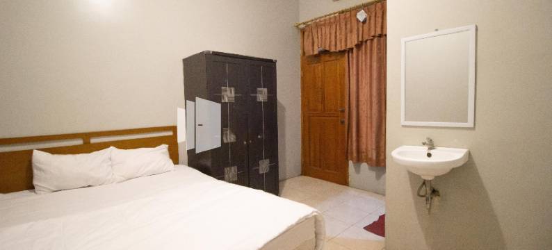 De Kost Solo Mitra RedDoorz图片