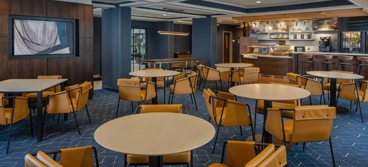 新奥尔良科文顿/曼德维尔万怡酒店(Courtyard New Orleans Covington/Mandeville)图片