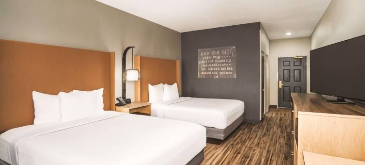 查塔努加北希克森拉昆塔温德姆套房酒店(La Quinta Inn & Suites by Wyndham Chattanooga North - Hixson)图片