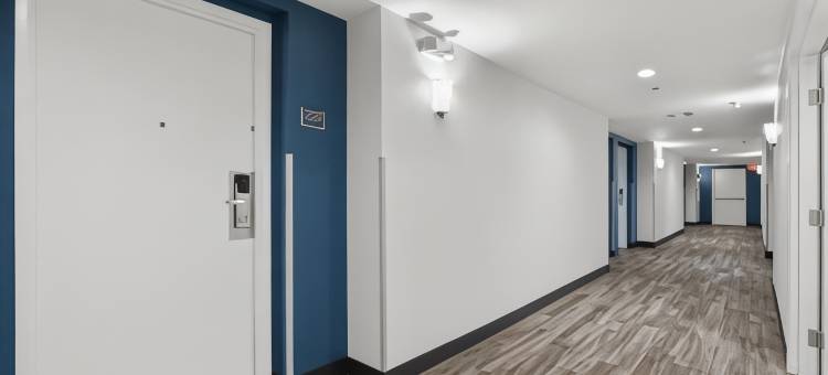 加利福尼亚佩里斯 6 号开放式套房酒店(Studio 6 Suites Perris, CA)图片