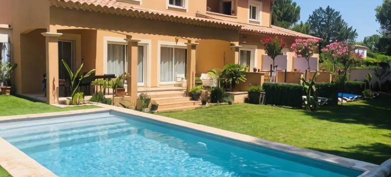 鲁梅纳多酒店(Lou Meinado, un Concept "comme à l'hôtel")图片