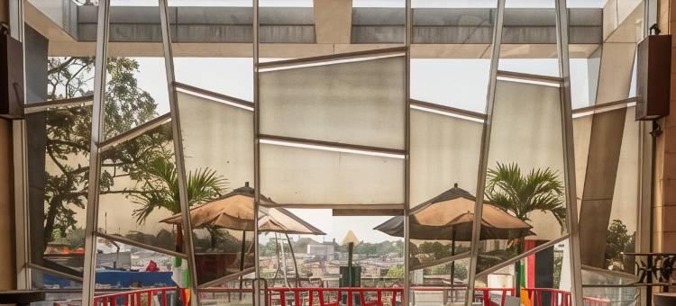 日与夜酒店(Nite and Day Hotel)图片