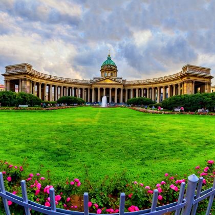 俄罗斯莫斯科+圣彼得堡9日7晚跟团游