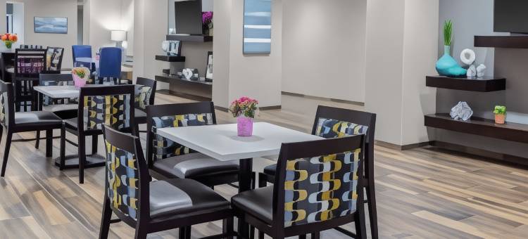 克兰伯里欢朋酒店(Hampton Inn Cranbury)图片