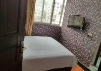 Laifeng Caiyuan Hotel - 2 Sao