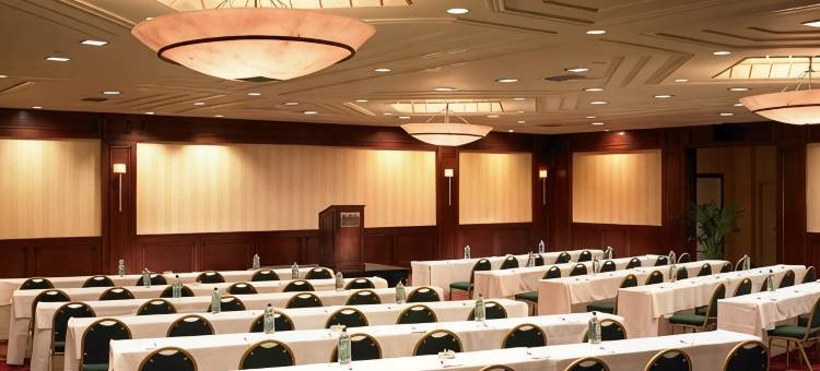 伍德兰希尔斯华纳中心万豪酒店(Warner Center Marriott Woodland Hills)图片