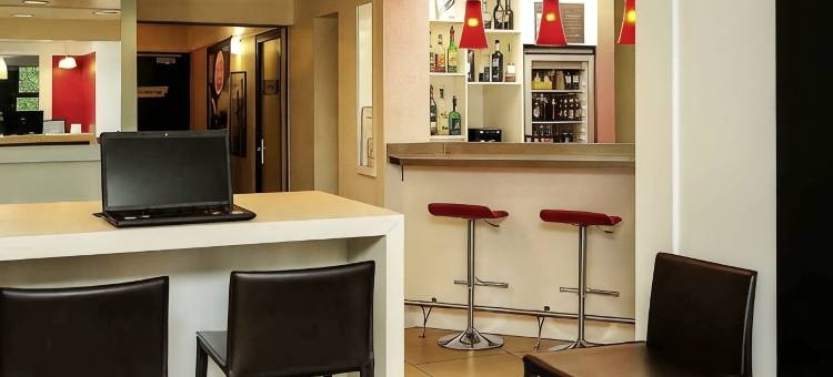 里昂东倍诺斯 A42 宜必思酒店(ibis Lyon Est Beynost A42)图片