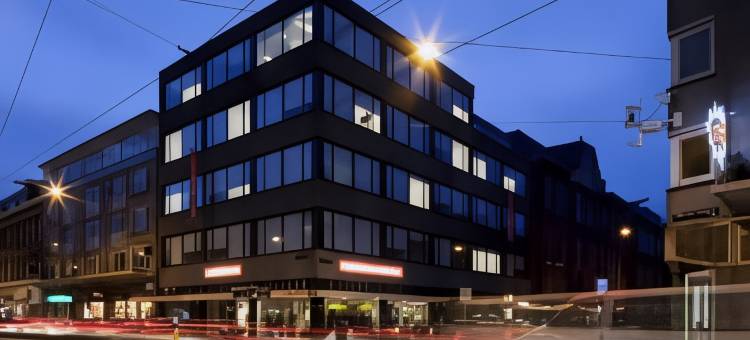 阿姆斯特丹市中心南轻松酒店(easyHotel Amsterdam City Centre South)图片