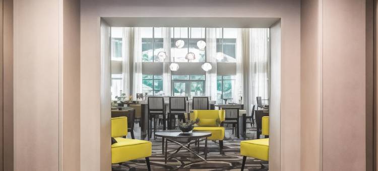 亚特兰大普瑞米特医疗中心拉昆塔温德姆套房酒店(La Quinta Inn & Suites by Wyndham Atlanta Perimeter Medical)图片