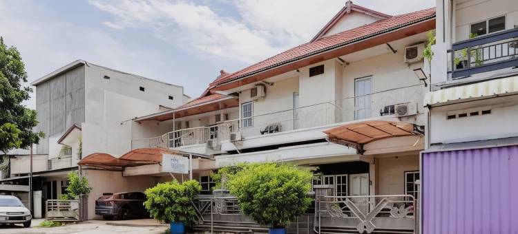 乌尔班维尤行政公寓酒店-三宝垄-由红门酒店管理(Urbanview Hotel Executive Residence Semarang by RedDoorz)图片