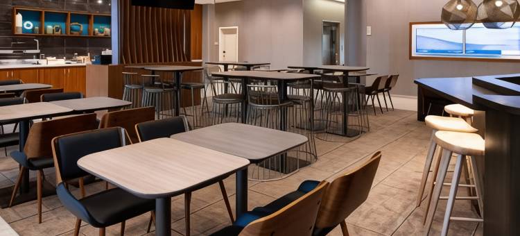 SpringHill Suites Kansas City Northeast图片