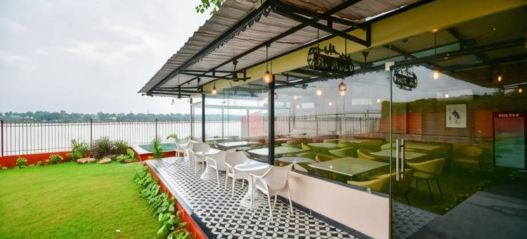 阿维拉尔恒河酒店(Hotel Aviral Ganga)图片
