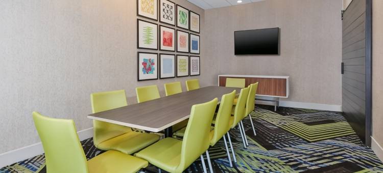 大急流城机场南智选假日套房酒店(Holiday Inn Express & Suites Grand Rapids Airport - South)图片