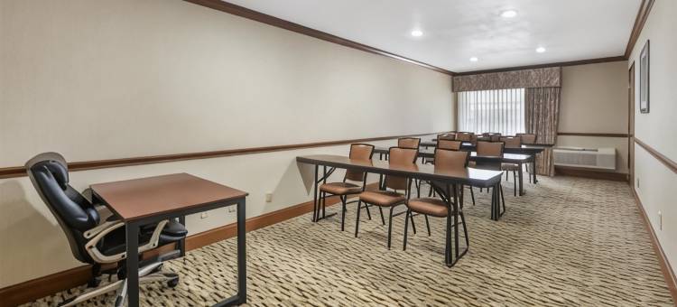 中庭贝斯特韦斯特优质酒店(Best Western Plus Atrium Inn)图片