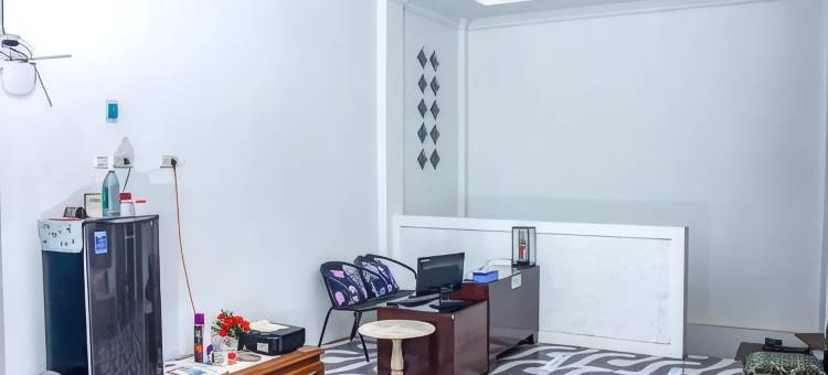 萨马尔乌鲁伊斯兰教友好旅馆-RedDoorz靠近吉打邦(Samar Wulu Guest House Syariah Mitra RedDoorz Near Ketapang)图片