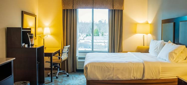 普莱恩维尔-福克斯波罗舒适套房酒店(Comfort Inn & Suites Plainville-Foxboro)图片